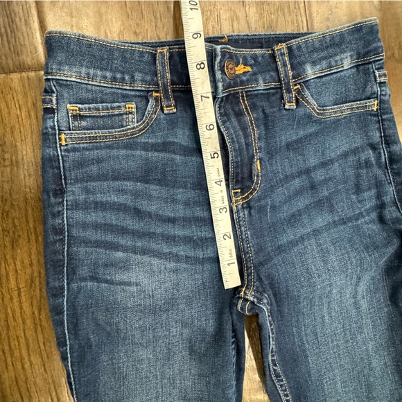 Hollister Mid-Rise Super Skinny Jeans - Picture 7 of 9